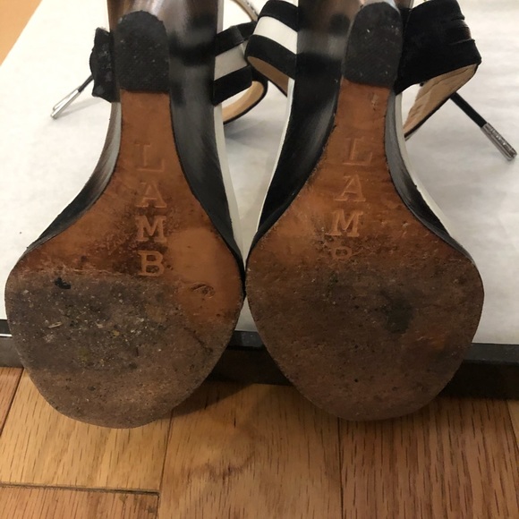 L.A.M.B. Fina Braided Wedge Sandal Black/White. - Picture 4 of 4